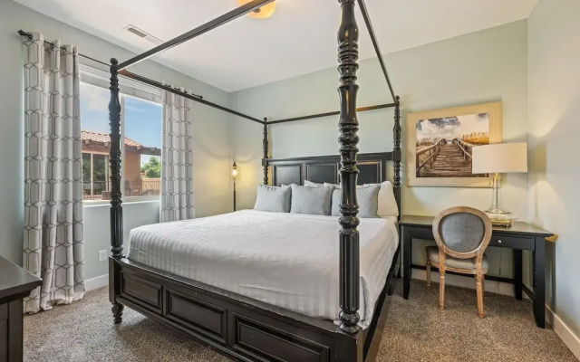 Elite Retreat #87 7 Bedroom Townhouse