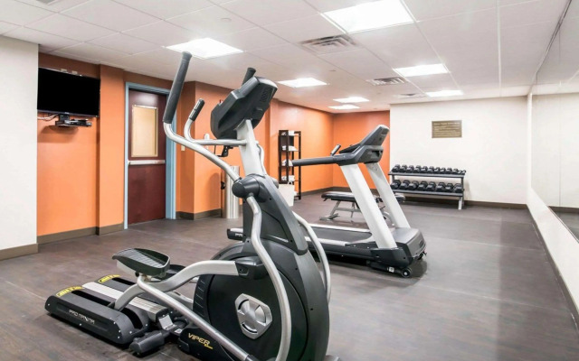 Comfort Inn & Suites Brattleboro I-91