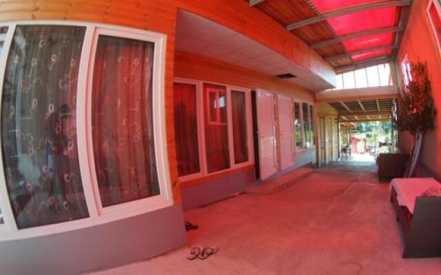 Guest house on Shaumyana