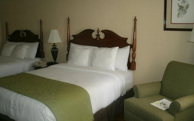 Merry Acres Inn