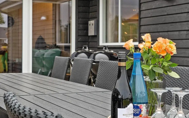 Spacious Holiday Home in Grenå near Sea
