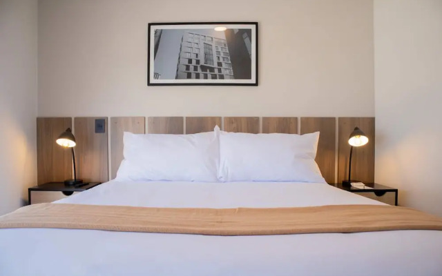 w Stylish 2BR in San Isidro