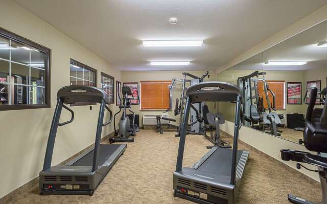 Suburban Studios Clarksville-Louisville North