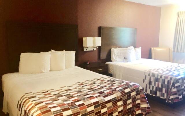 Evergreen Inn & Suites Portland Airport