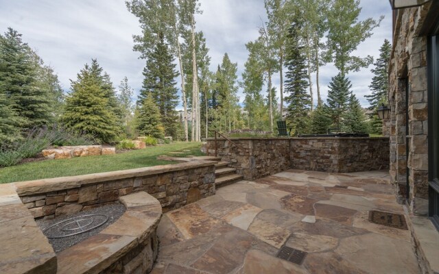THE Pinnacle by Exceptional Stays