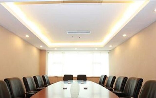 Kunming International Conference and Exhibition Center Hotel