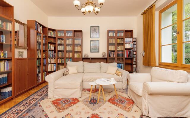 Spacious Sopot Apartment by Renters