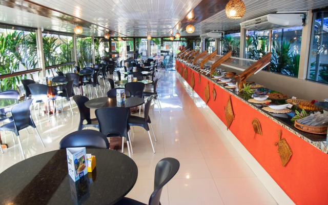 Croa Mares Hotel