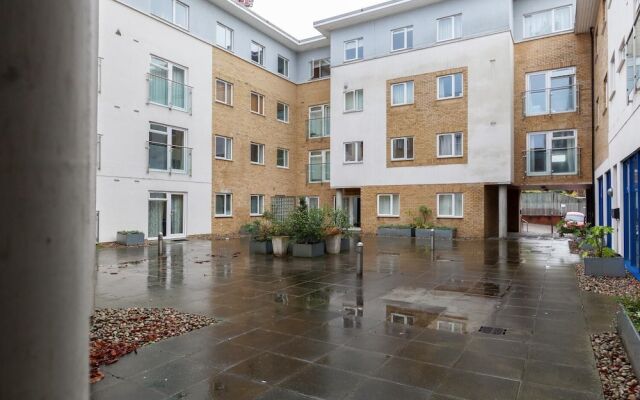 Roomspace Serviced Apartments - Abbot's Yard