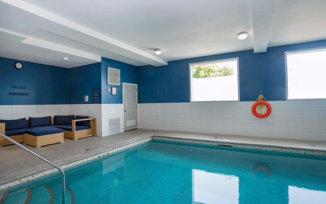 Sandman Hotel Vernon