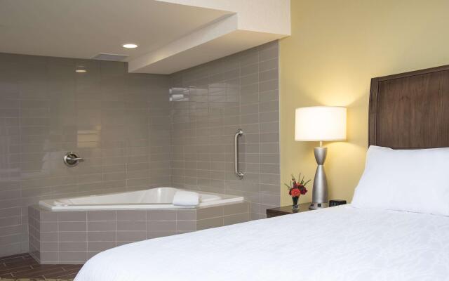 Hilton Garden Inn Louisville Downtown