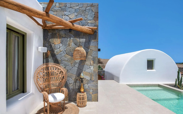 Ayama Hideaway Villa by Calm Collection