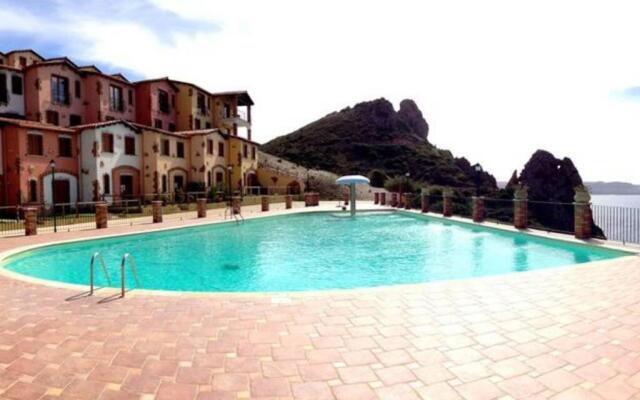 TINY HOUSE (con piscina e wi-fi)