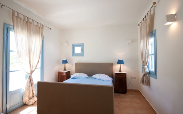 Beautiful 8-person Family Villa with Great Views by VillaRentalsgr