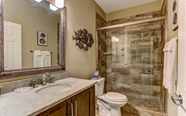 Luxury Condo with Atlantic Ocean View from Private Balcony by RedAwning