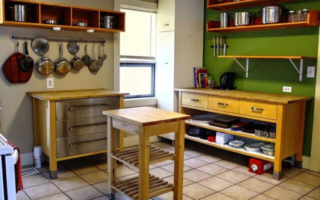 Snowshoe Pete's Mountain Retreat