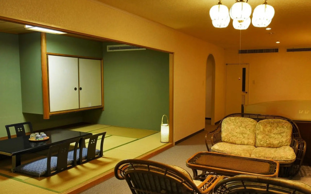 LiVEMAX RESORT