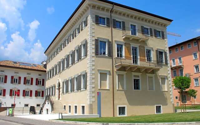 B & B Color Rovereto