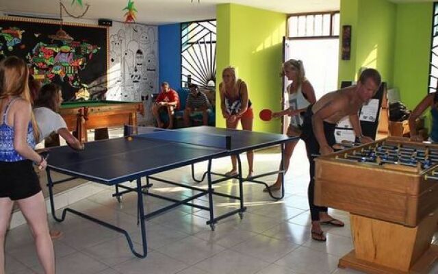 Frogs Surf Hostel Huanchaco