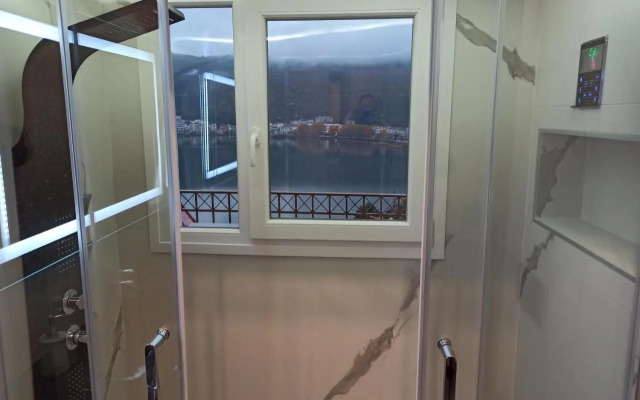 Panoramic suite