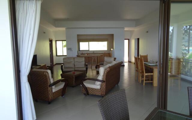 Sailfish Beach Villas