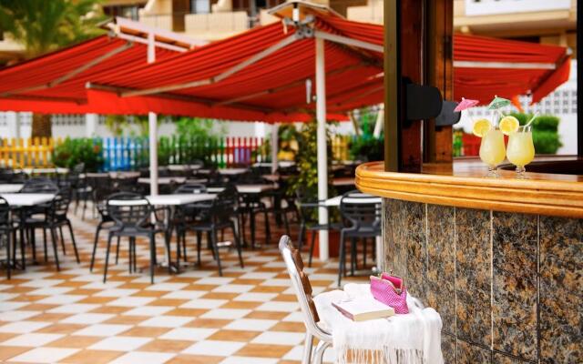 Coral Compostela Beach Hotel