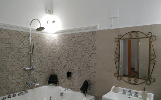 Le Suite Del Teatro