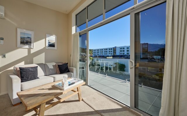 Kaikoura Waterfront Apartments