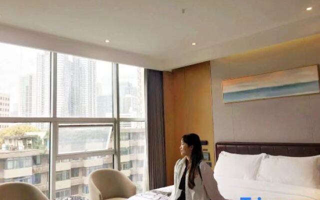Kelly jinyue  hotell