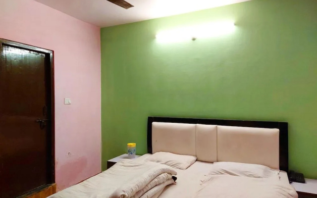 Goroomgo Hill Regency Nainital