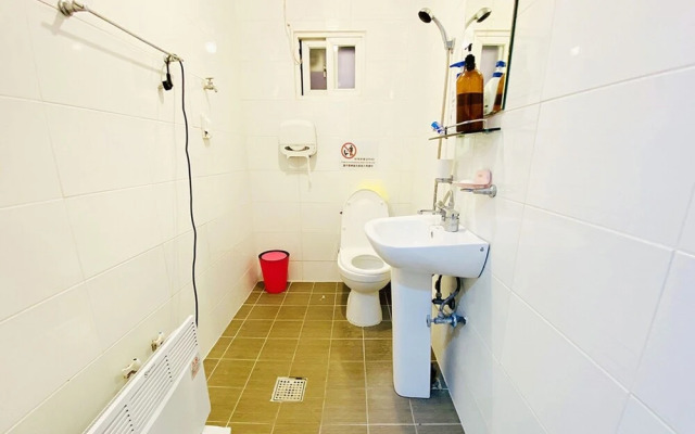 Seoul Station Aroha Guest House