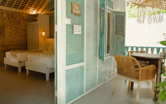 The Garden Shacks at Sandy Bay