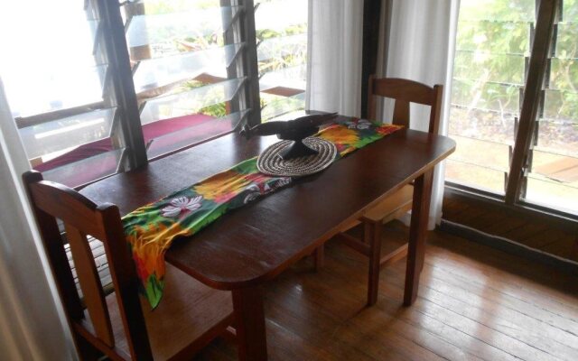 Dolphin Bay Divers Retreat