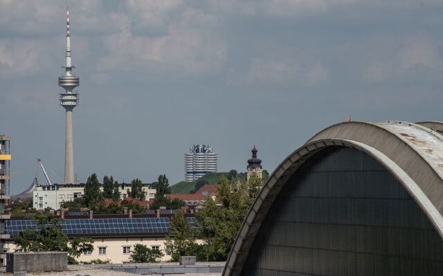 Holiday Inn Express Munich City West, an IHG Hotel