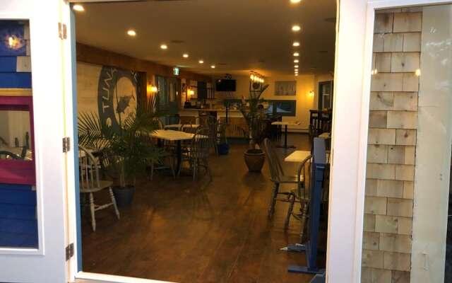 The Tuna Blue Inn and Restaurant