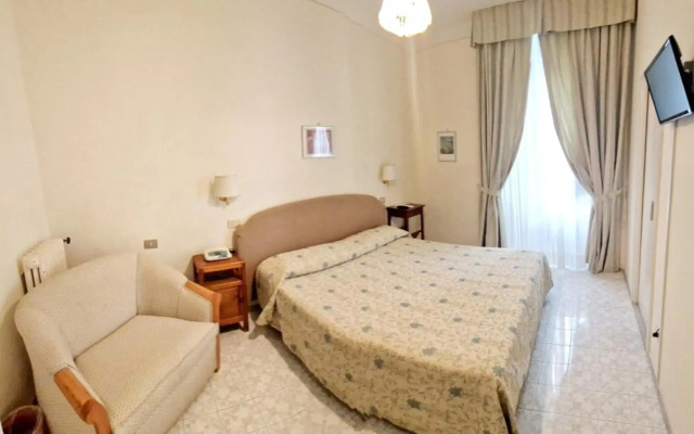 Hotel Toro