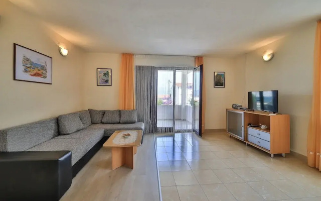 Holiday home in Slatine