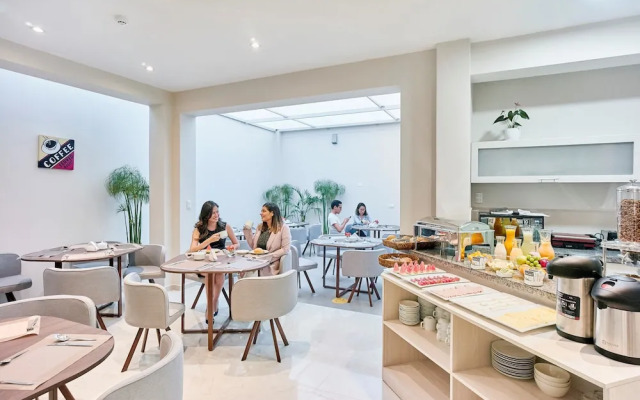 Anturio Hotel