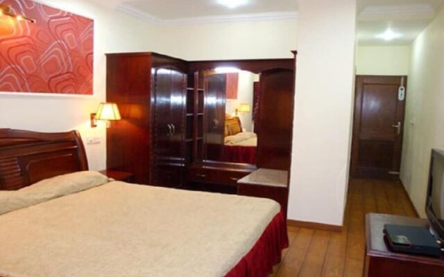 Hotel Shiraaz-2