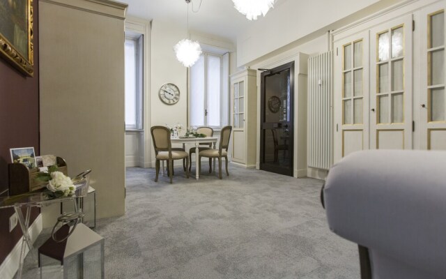 Household - Settembrini 17