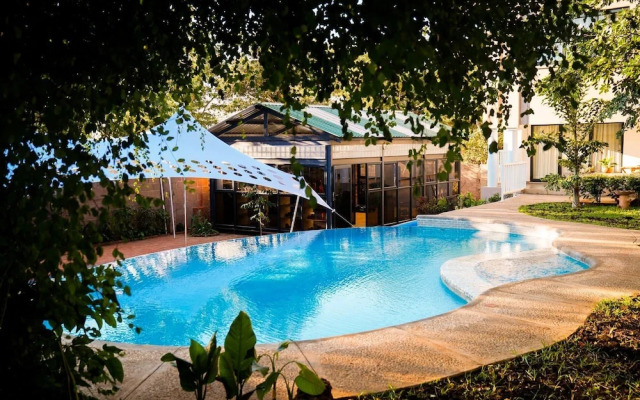 Pristine Deluxe Room With Kitchen and Pool - 2147