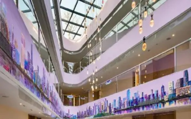Lavande Hotels·Guangzhou Fangcun Jiaokou Metro Station