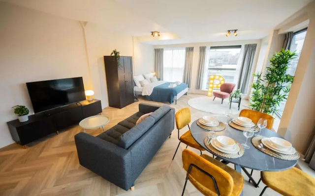 Alphabet Studio Apartments Including City View