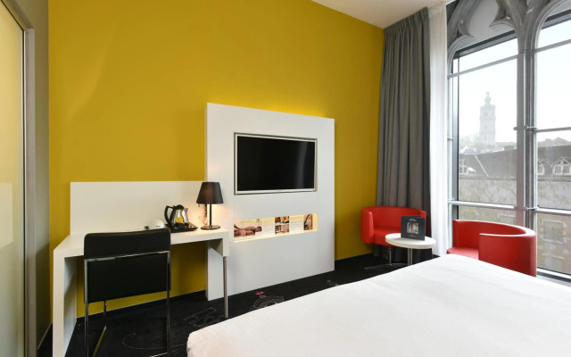 Martin’s Dream Hotel