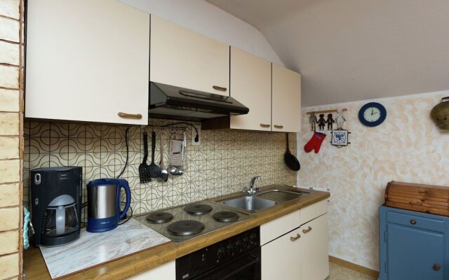 Apartment in Fulpmes With Balcony