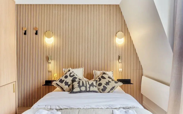 Superbe Studio Tour Eiffel Trocadero by Studioprestige