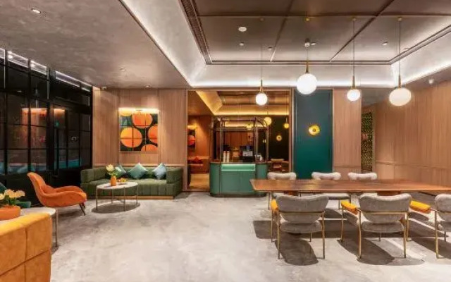 Orange Hotel (Kunming Changshui International Airport Branch)
