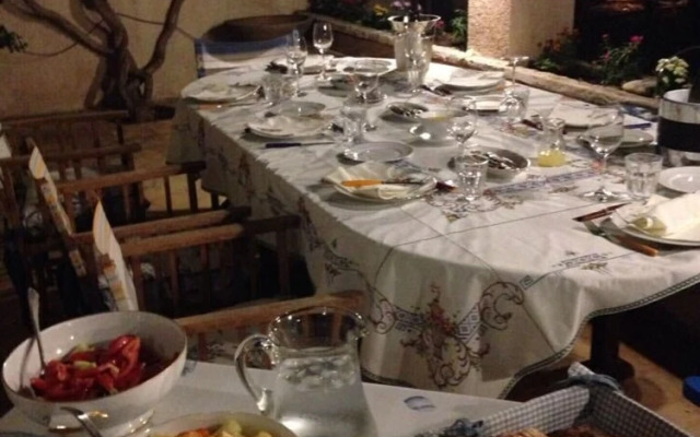 5-bed House With Garden in the City of Chios