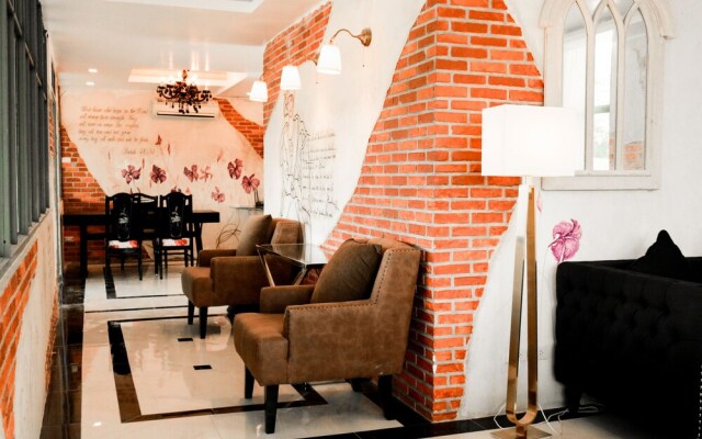 RoomQuest Bangkok Sukhumvit 107