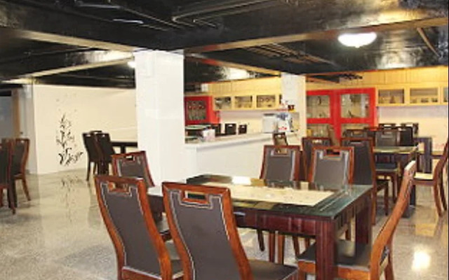 Four Seasons Duke Hostel